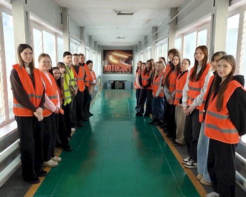 В рамках проекта «Профессионалитет» предприятие Группы ОАТ посетили студенты